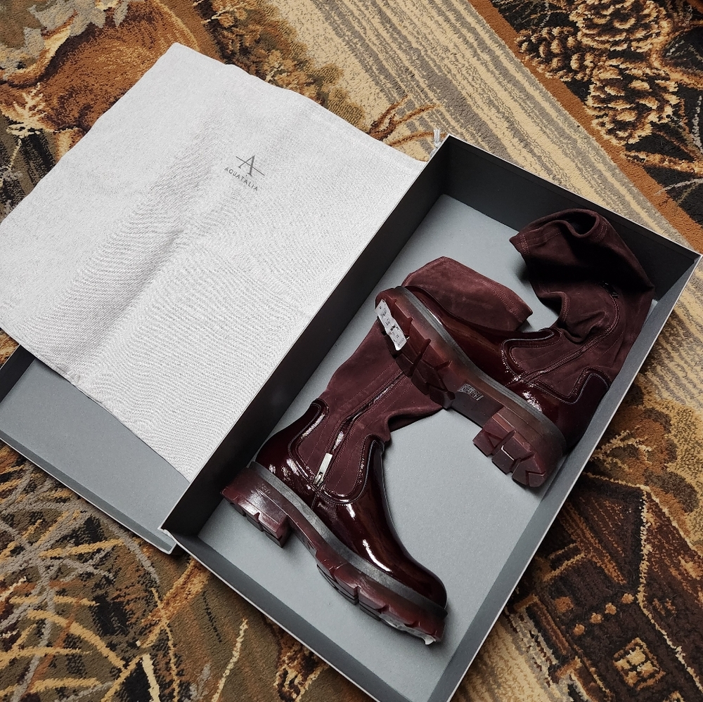 SALE  Aquatalia boots. - Picture 15 of 17
